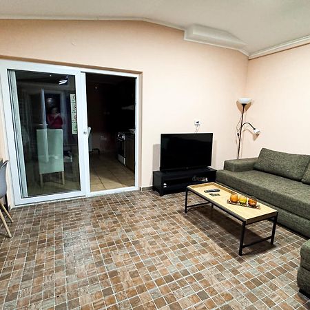Kk Apartment バーチュカ・トポラ エクステリア 写真