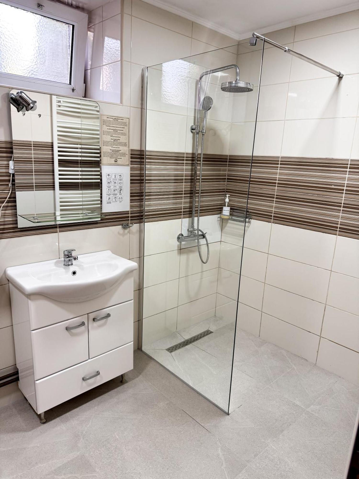 Kk Apartment バーチュカ・トポラ エクステリア 写真